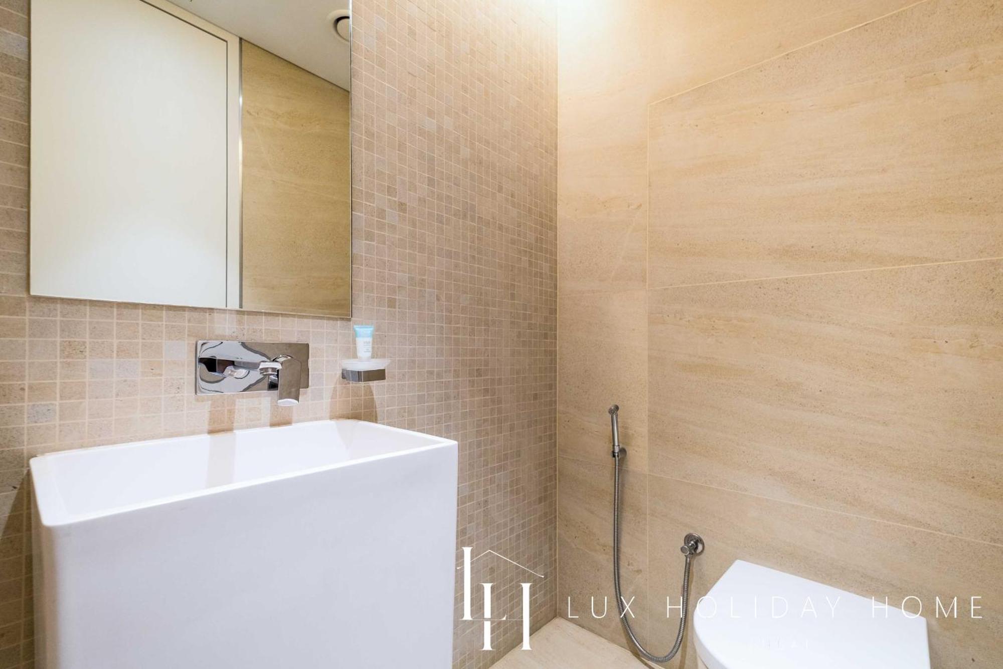 Lux - The Bluewater Island Suite Dubai Bagian luar foto